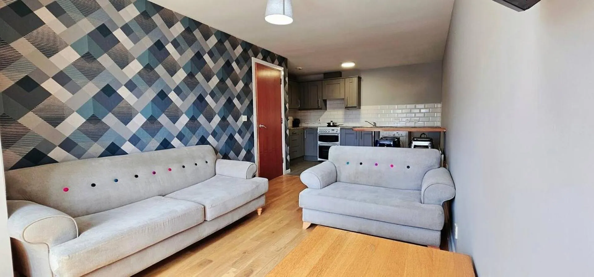 Central Apartment In Belfast City Centre